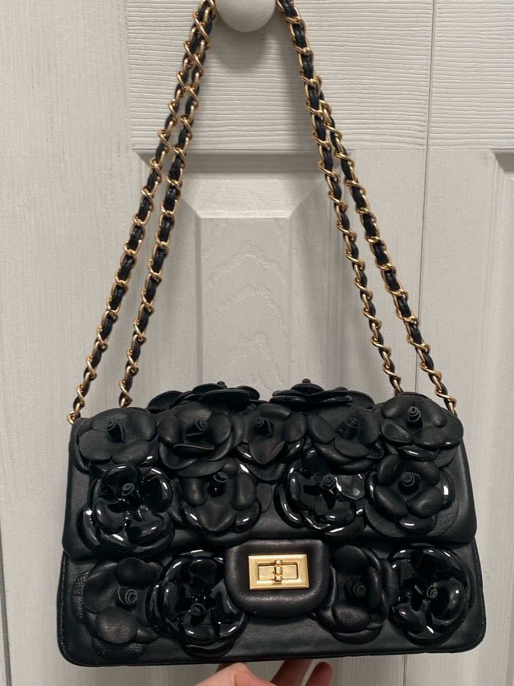 24cm black genuine lambskin leather multi flower appliqué 2.55 Chain handbag